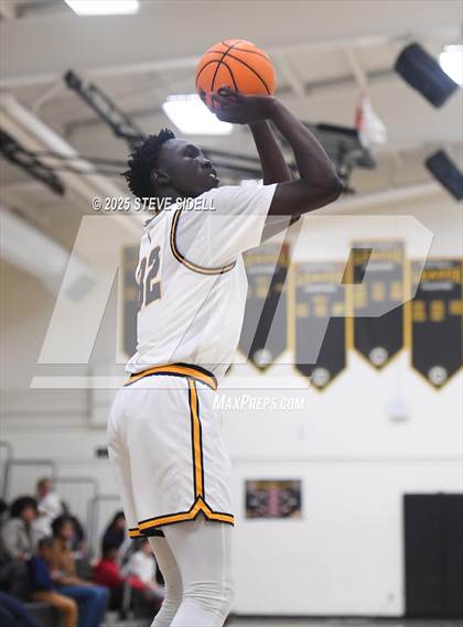 Thumbnail 1 in San Diego vs. Rancho Christian photogallery.