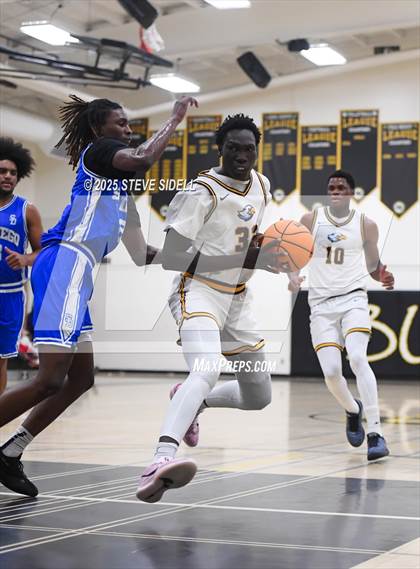 Thumbnail 2 in San Diego vs. Rancho Christian photogallery.