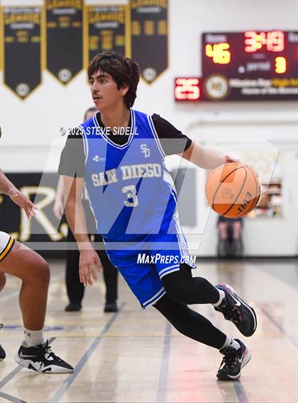 Thumbnail 2 in San Diego vs. Rancho Christian photogallery.