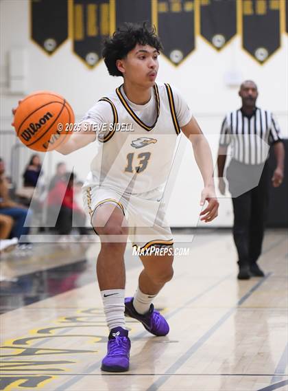 Thumbnail 3 in San Diego vs. Rancho Christian photogallery.