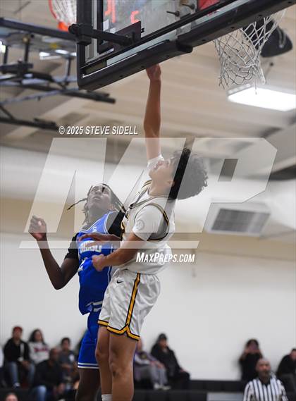 Thumbnail 3 in San Diego vs. Rancho Christian photogallery.