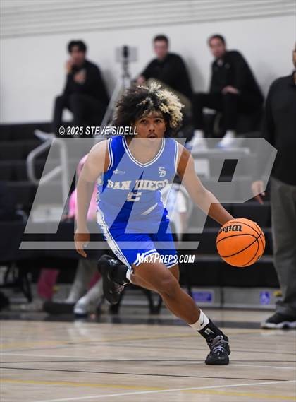 Thumbnail 3 in San Diego vs. Rancho Christian photogallery.