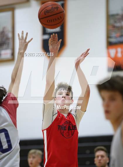 Thumbnail 1 in Circleville vs New Hope (Scrimmage) photogallery.