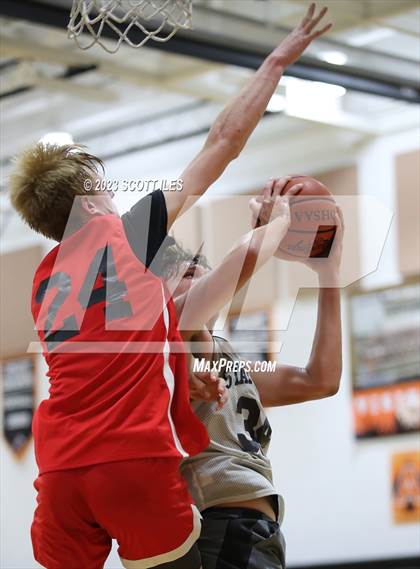 Thumbnail 1 in Circleville vs New Hope (Scrimmage) photogallery.