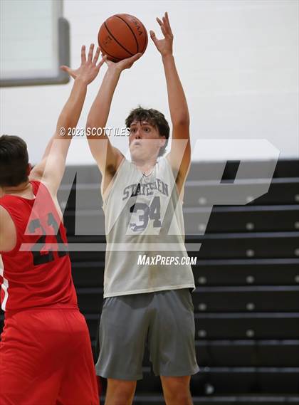 Thumbnail 3 in Circleville vs New Hope (Scrimmage) photogallery.