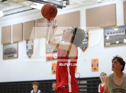 Thumbnail 1 in Circleville vs New Hope (Scrimmage) photogallery.