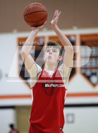Thumbnail 1 in Circleville vs New Hope (Scrimmage) photogallery.