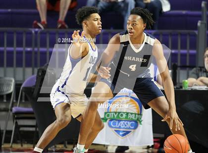 Thumbnail 1 in IMG Academy vs. University (City of Palms Classic) photogallery.