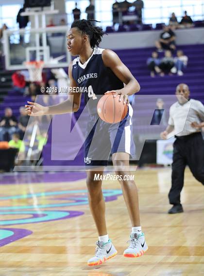 Thumbnail 3 in IMG Academy vs. University (City of Palms Classic) photogallery.