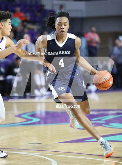 Thumbnail 3 in IMG Academy vs. University (City of Palms Classic) photogallery.