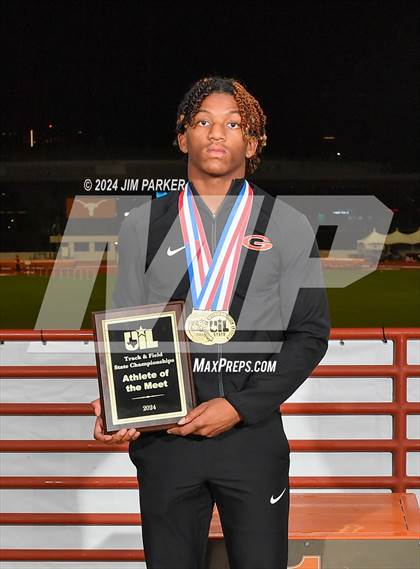 Thumbnail 3 in UIL 4A Track & Field Final (Awards) photogallery.