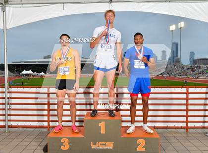 Thumbnail 2 in UIL 4A Track & Field Final (Awards) photogallery.
