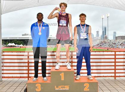 Thumbnail 1 in UIL 4A Track & Field Final (Awards) photogallery.