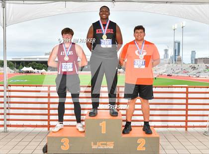 Thumbnail 3 in UIL 4A Track & Field Final (Awards) photogallery.