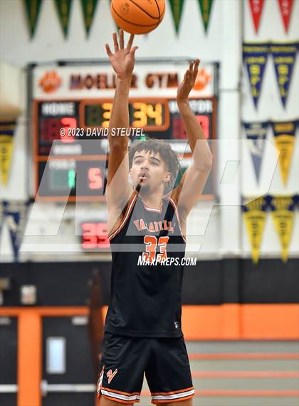 Thumbnail 1 in Vacaville vs. Bear Creek (Tiger Classic) photogallery.