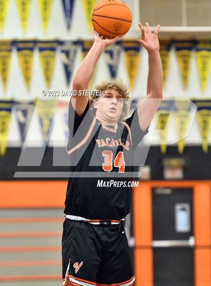 Thumbnail 1 in Vacaville vs. Bear Creek (Tiger Classic) photogallery.