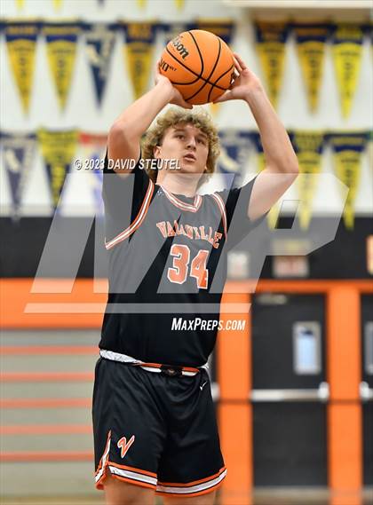 Thumbnail 3 in Vacaville vs. Bear Creek (Tiger Classic) photogallery.