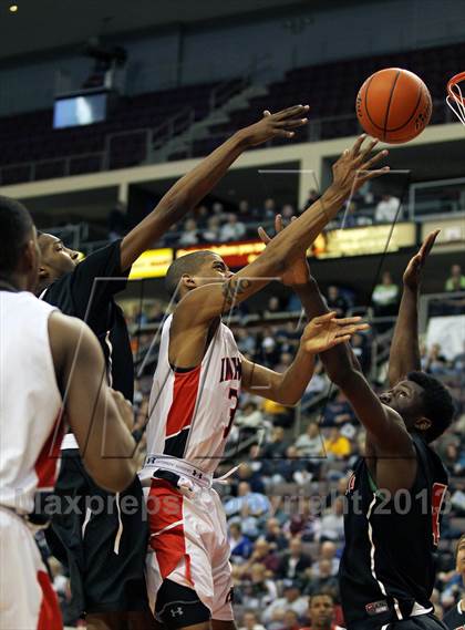 Thumbnail 2 in Imhotep Charter vs. Archbishop Carroll (PIAA Class AAA Final) photogallery.