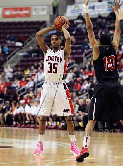 Thumbnail 3 in Imhotep Charter vs. Archbishop Carroll (PIAA Class AAA Final) photogallery.