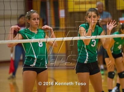 Thumbnail 1 in Brackett vs. Pleasanton (Arabian Round-up) photogallery.