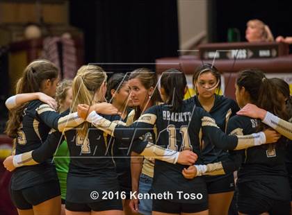 Thumbnail 1 in Brackett vs. Pleasanton (Arabian Round-up) photogallery.