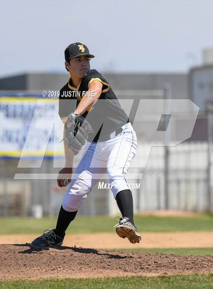 Thumbnail 2 in Newbury Park @ Grossmont (Lions Tournament) photogallery.