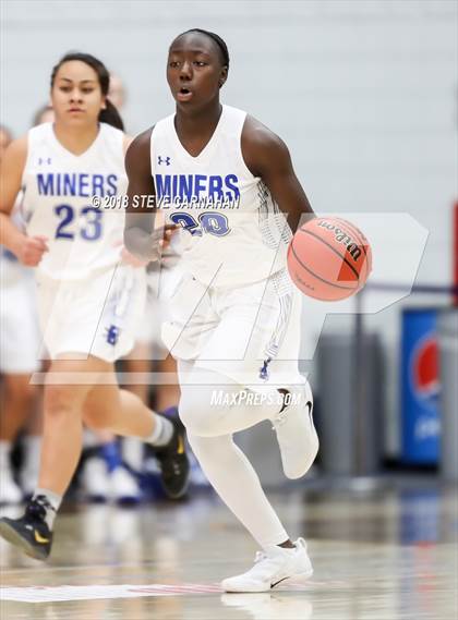 Thumbnail 2 in Northridge vs. Bingham (UHSAA 6A Quarter Final) photogallery.