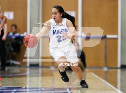 Thumbnail 2 in Northridge vs. Bingham (UHSAA 6A Quarter Final) photogallery.