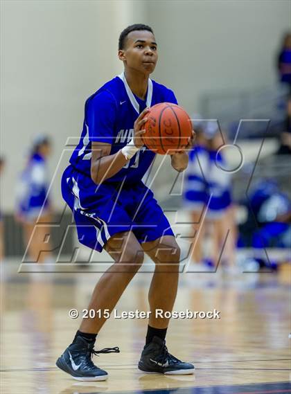 Thumbnail 3 in East Central vs. Warren (6A Bi-District) photogallery.