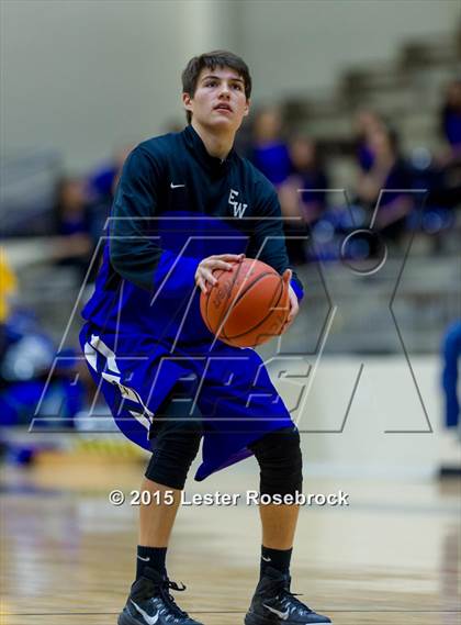 Thumbnail 2 in East Central vs. Warren (6A Bi-District) photogallery.