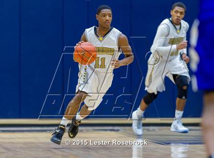 Thumbnail 3 in East Central vs. Warren (6A Bi-District) photogallery.