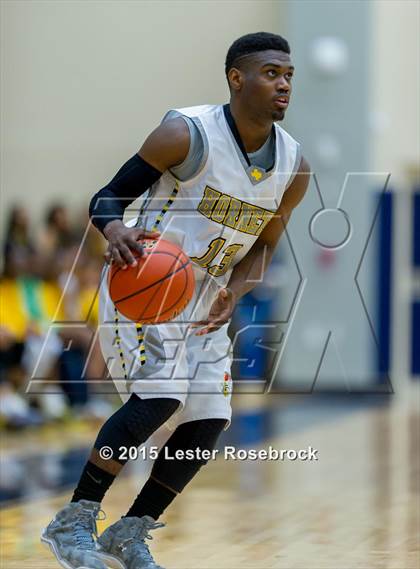 Thumbnail 3 in East Central vs. Warren (6A Bi-District) photogallery.