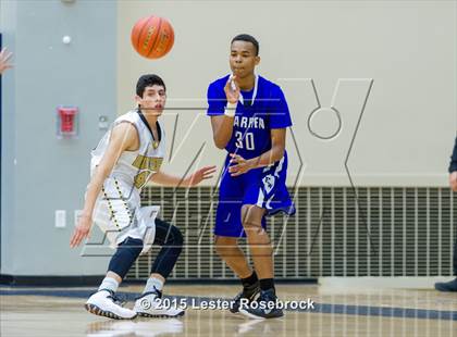 Thumbnail 1 in East Central vs. Warren (6A Bi-District) photogallery.