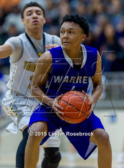 Thumbnail 1 in East Central vs. Warren (6A Bi-District) photogallery.
