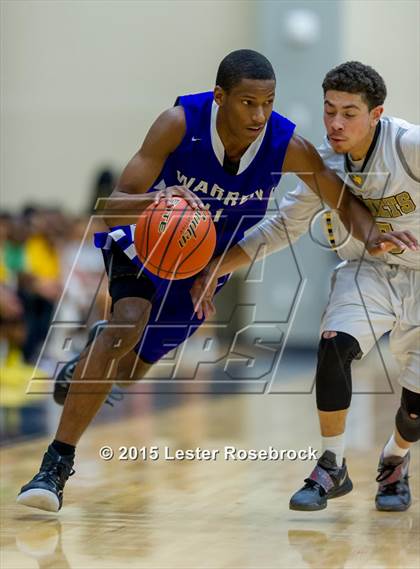 Thumbnail 2 in East Central vs. Warren (6A Bi-District) photogallery.
