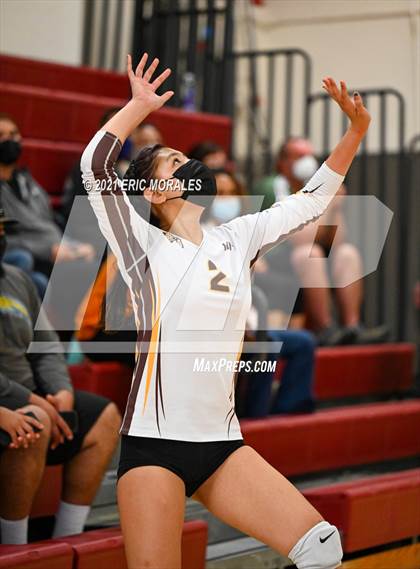 Thumbnail 1 in Canyon Hills vs Southwest EC (Monte Vista Invitational) photogallery.
