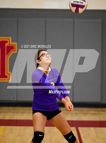 Thumbnail 1 in Canyon Hills vs Southwest EC (Monte Vista Invitational) photogallery.