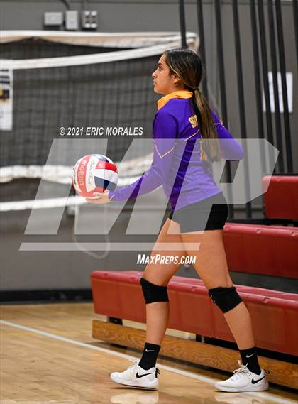 Thumbnail 3 in Canyon Hills vs Southwest EC (Monte Vista Invitational) photogallery.