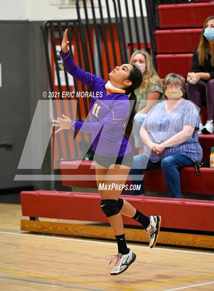 Thumbnail 1 in Canyon Hills vs Southwest EC (Monte Vista Invitational) photogallery.
