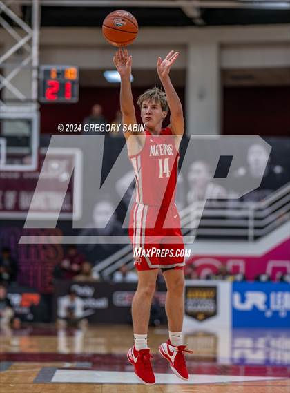 Thumbnail 1 in Mater Dei vs. Catholic Memorial photogallery.
