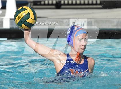 Thumbnail 2 in Redondo Union vs. Westlake (Lady Brahmas Winter Classic) photogallery.