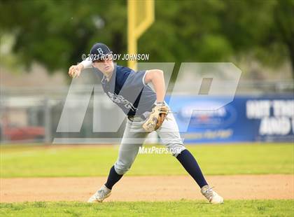 Thumbnail 3 in Barbe @ Southside photogallery.