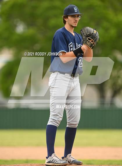 Thumbnail 1 in Barbe @ Southside photogallery.