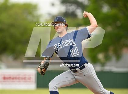 Thumbnail 1 in Barbe @ Southside photogallery.