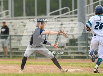 Thumbnail 3 in Barbe @ Southside photogallery.