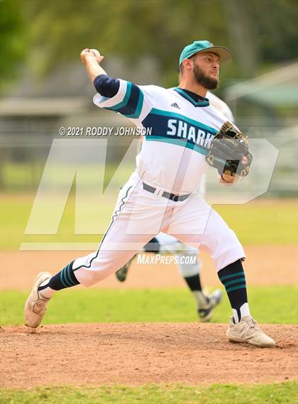 Thumbnail 1 in Barbe @ Southside photogallery.