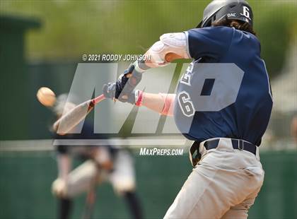 Thumbnail 1 in Barbe @ Southside photogallery.