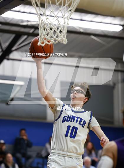 Thumbnail 2 in Bonham @ Gunter photogallery.