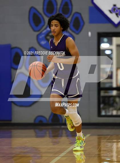 Thumbnail 3 in Bonham @ Gunter photogallery.
