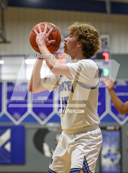 Thumbnail 2 in Bonham @ Gunter photogallery.